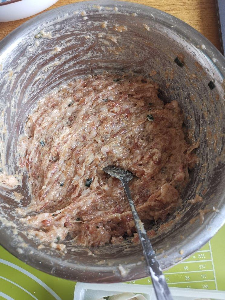 肉不柴的馄饨馅