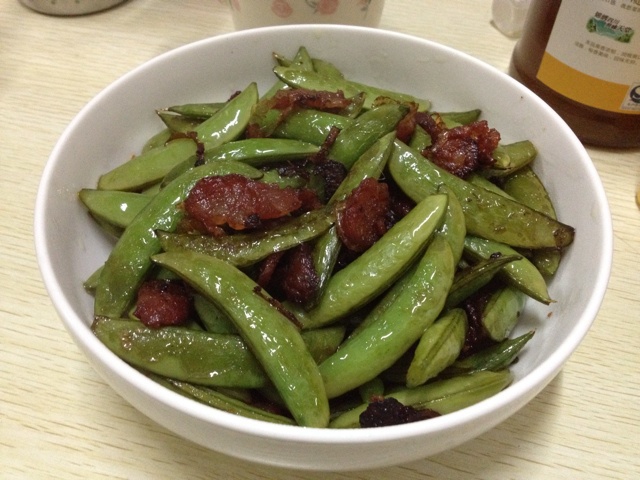 腊味炒甜豆