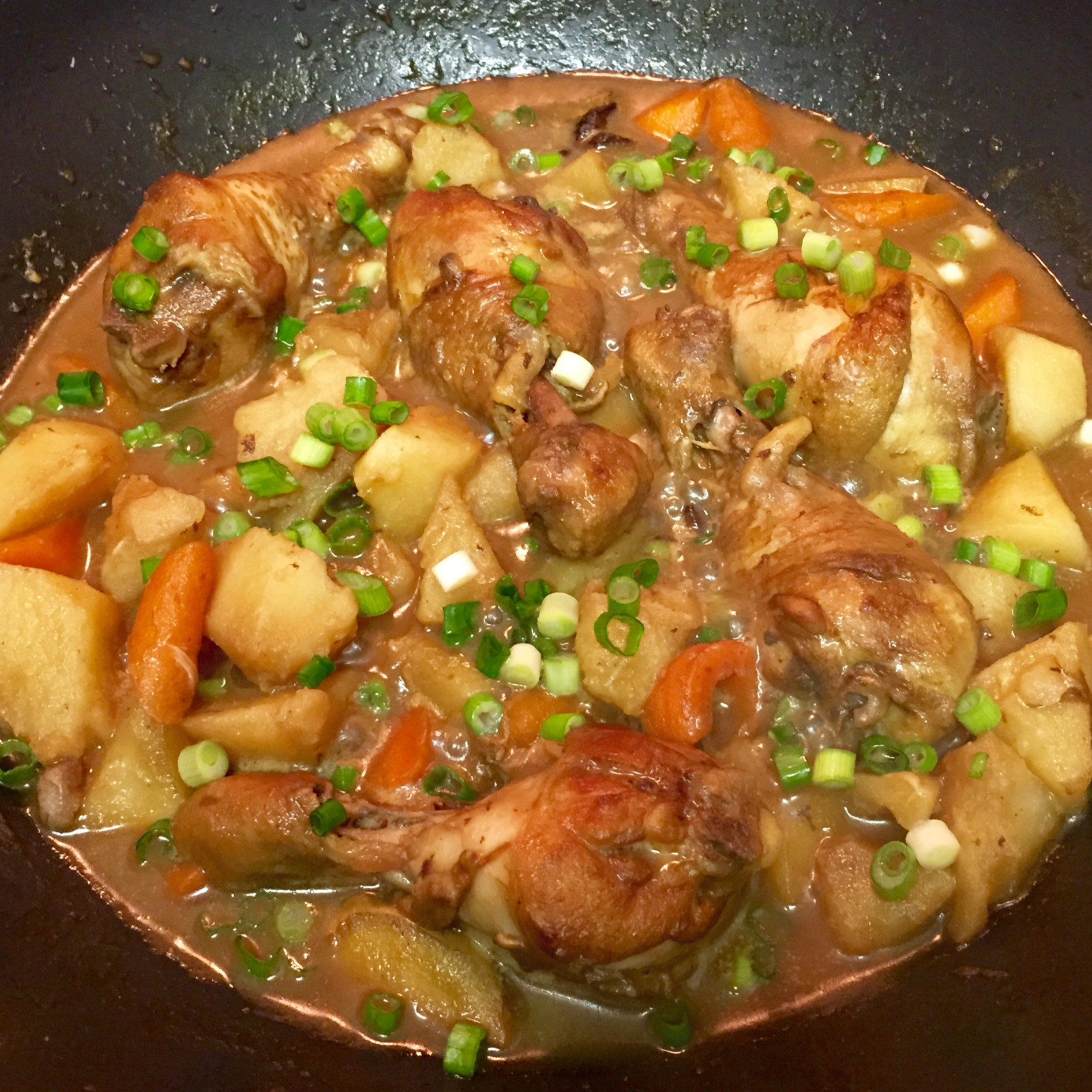 红烧土豆炖鸡腿