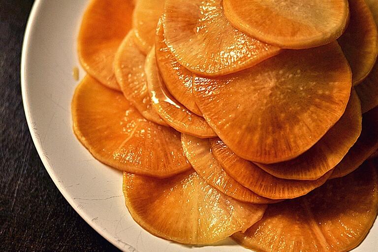 糖醋白萝卜片的做法