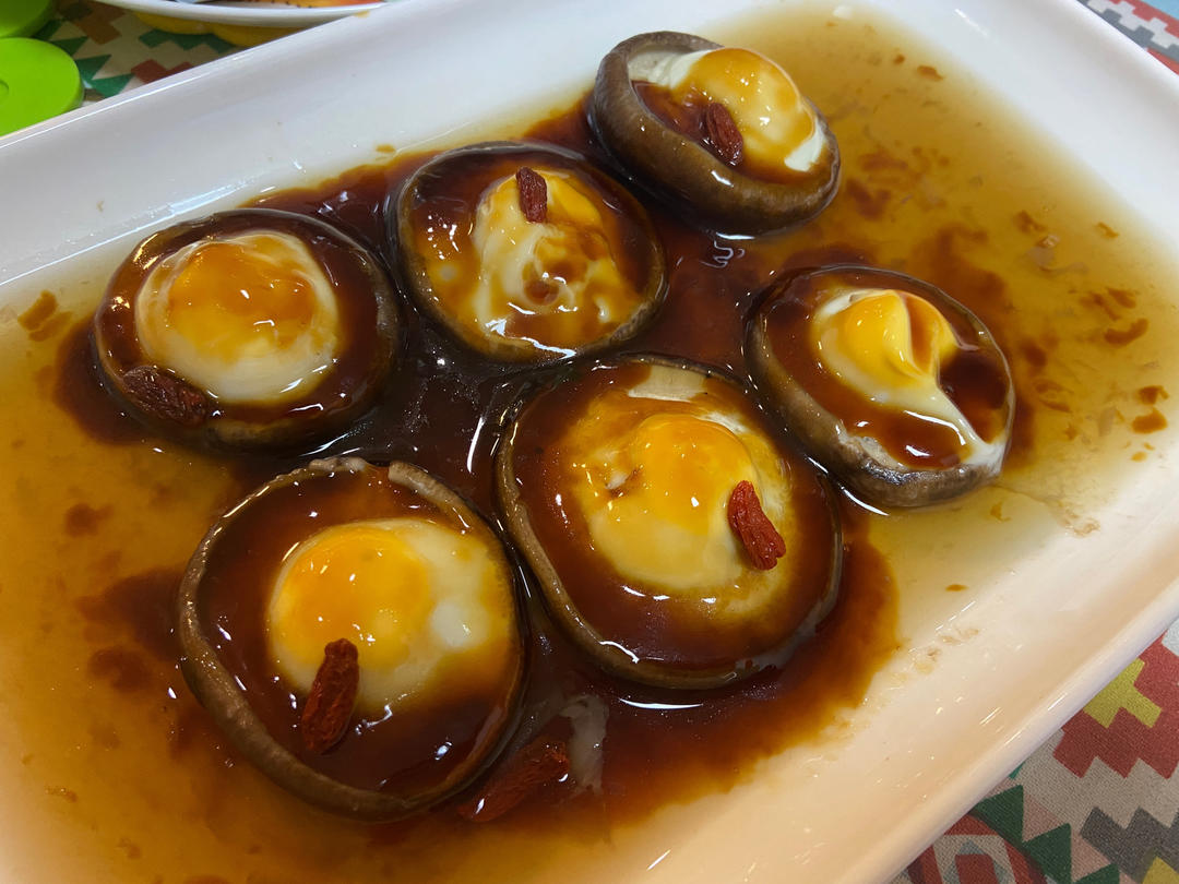 香菇蒸鹌鹑蛋【10月北鼎蒸炖锅食谱】