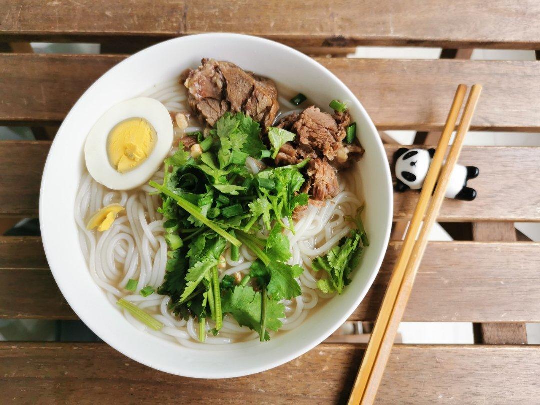 跟我一起做正宗越南牛肉粉pho（秘方大公开）