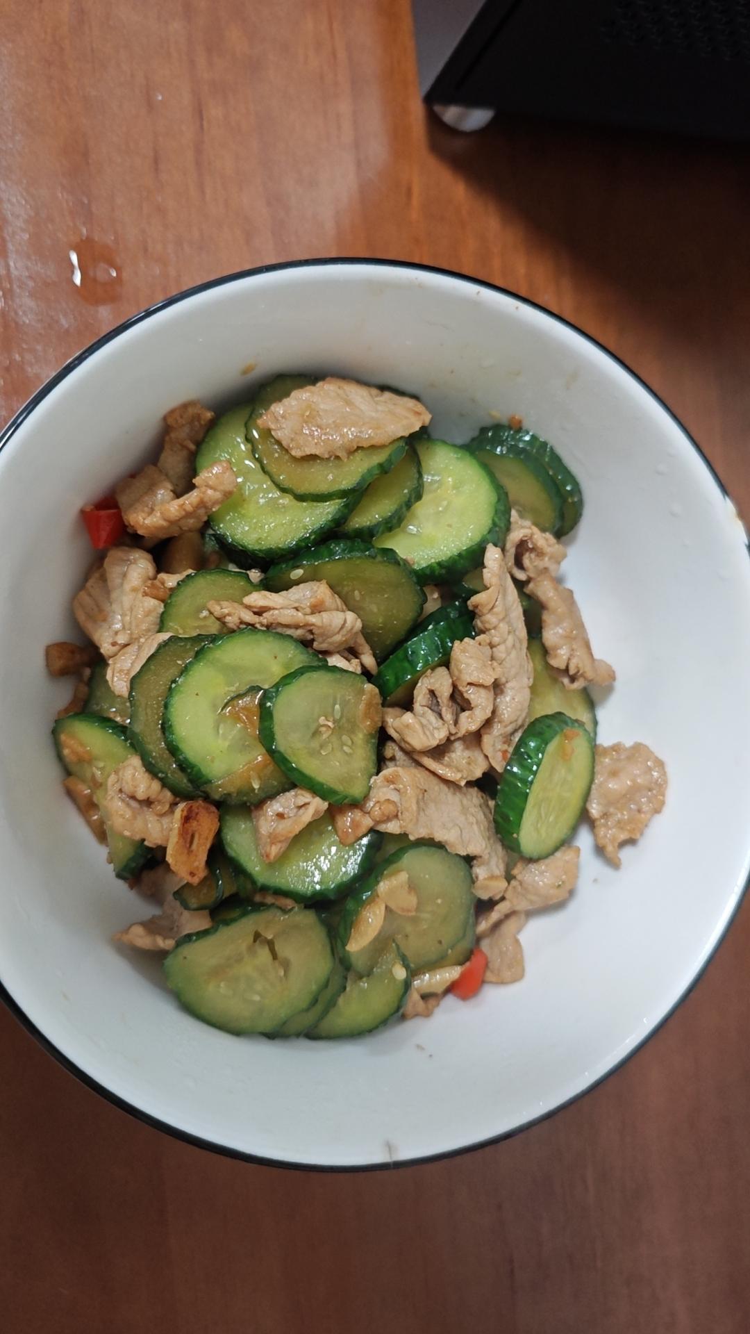 脆黄瓜炒肉