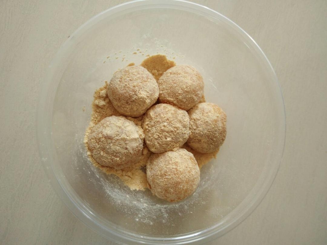 w相逢是首歌做的kinako dango*黄豆粉团子*きなこ団子