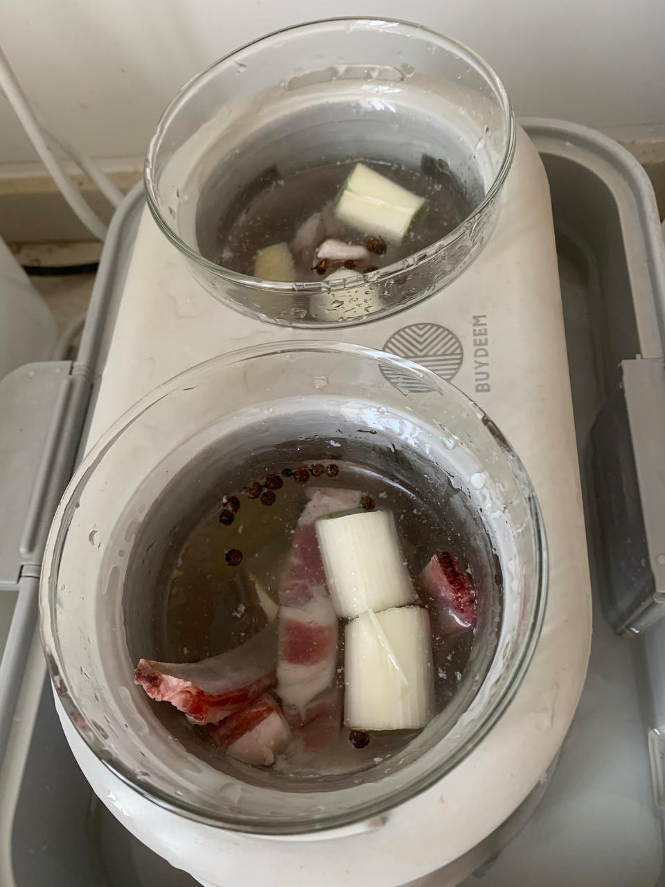 益母草乌鸡汤&蒸剁椒蒜蓉茄子【2月北鼎蒸炖锅食谱】