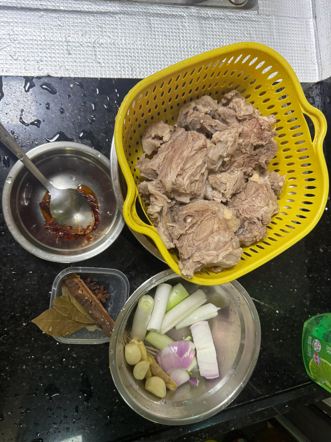 红烧羊蝎子（年夜饭）