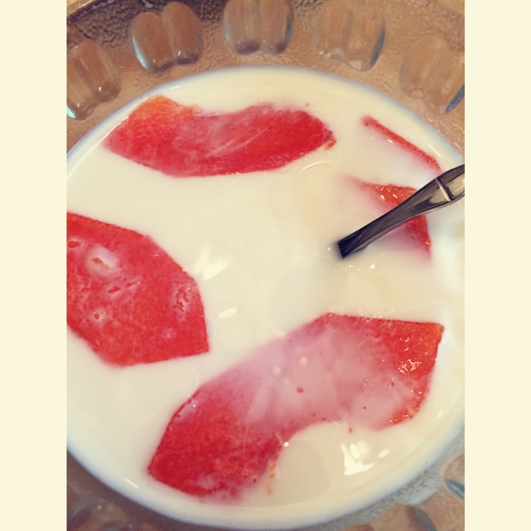 鲜奶炖木瓜