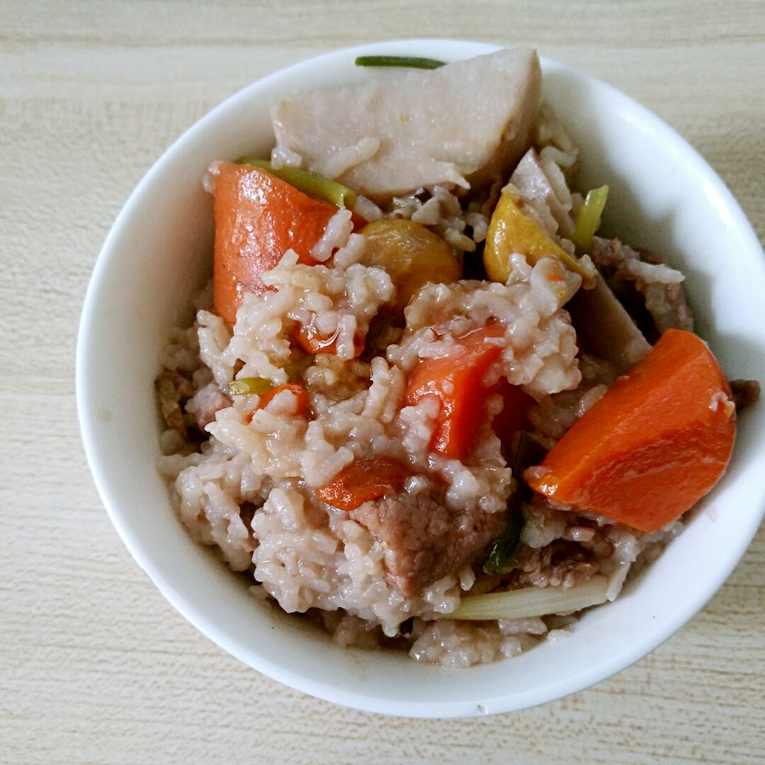 香菇芋头炊饭