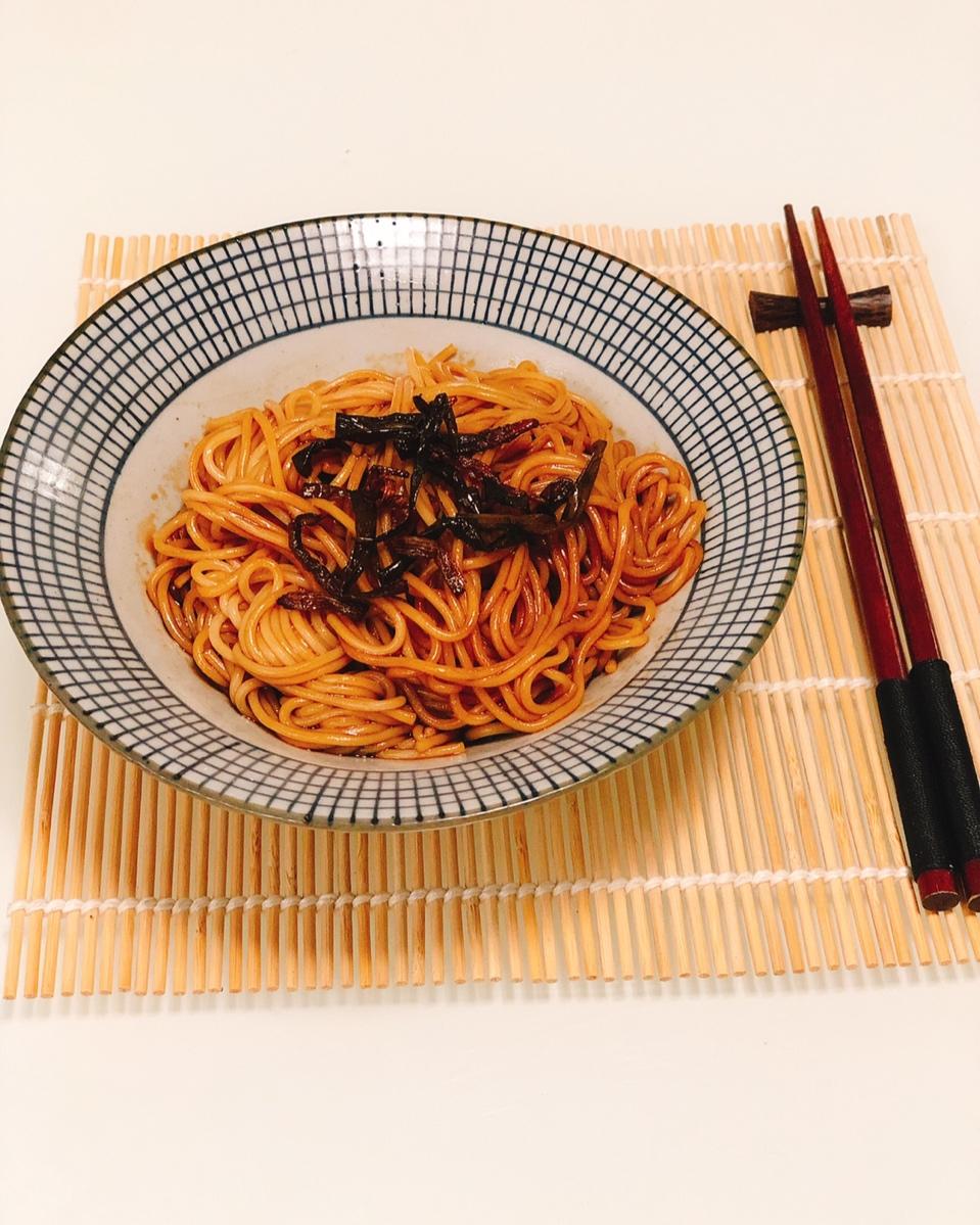 葱油拌面Spring Onion Noodles