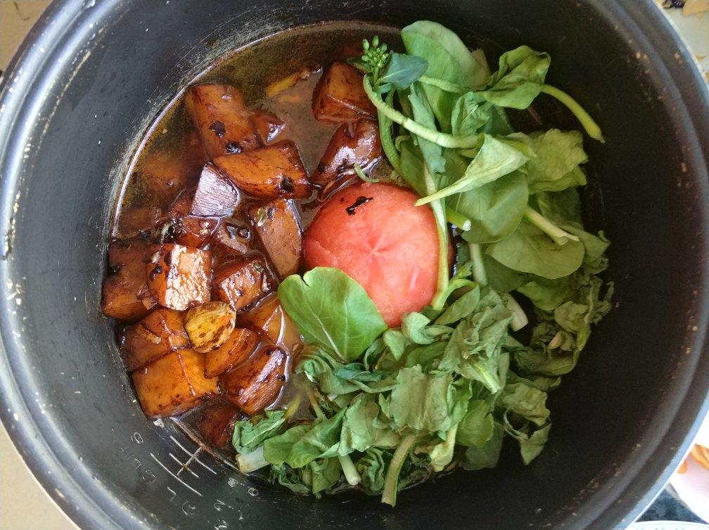 土豆焖饭（电饭锅版）