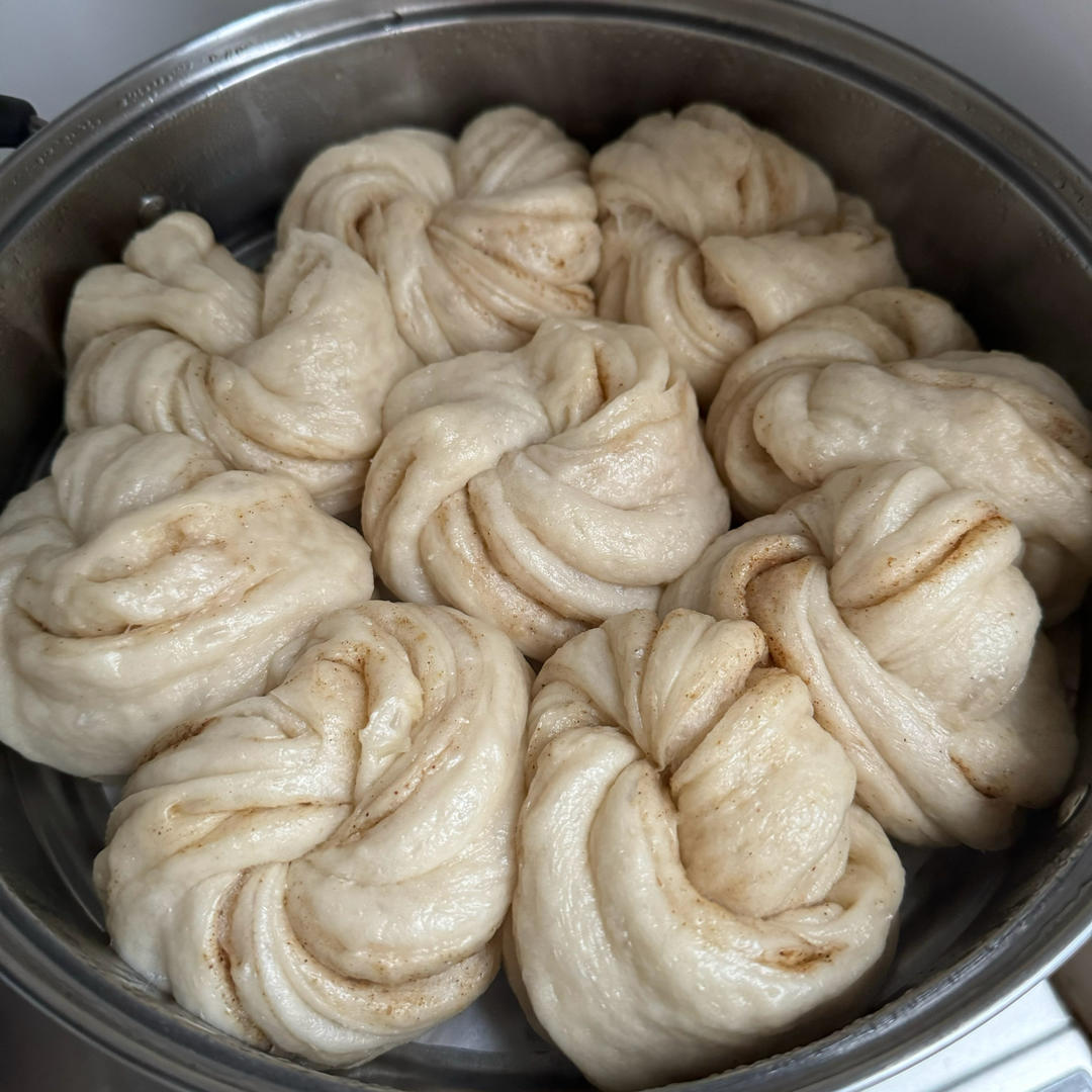 家常椒盐花卷(小视频)