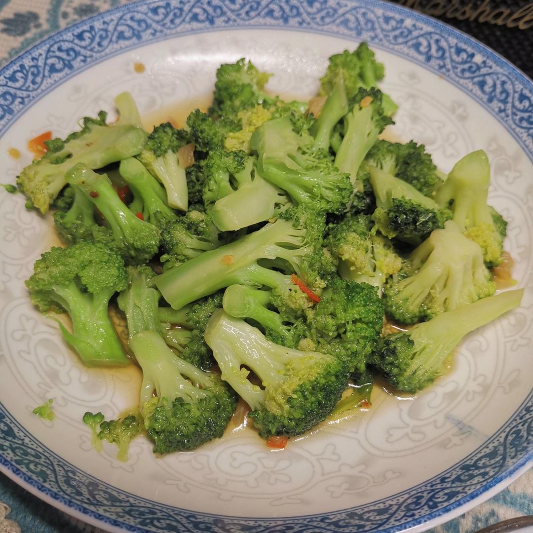 减脂最爱～蒜蓉西兰花