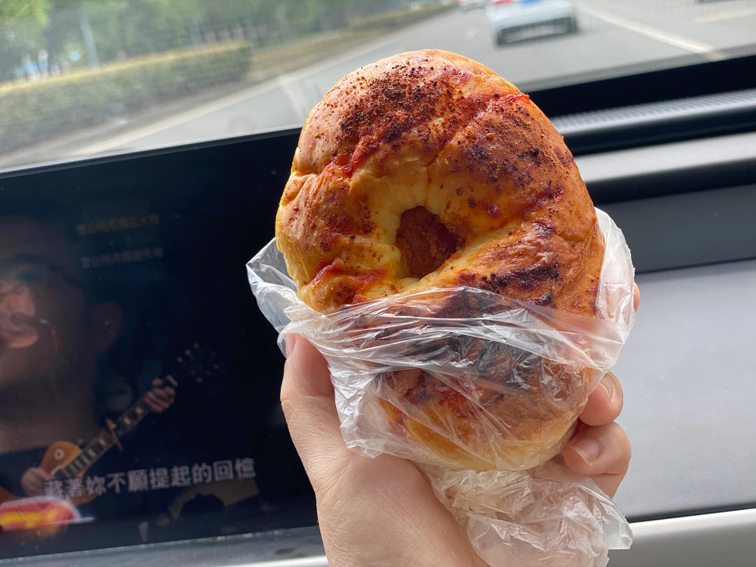 零失败【肠仔包】做法，咸香松软有弹性