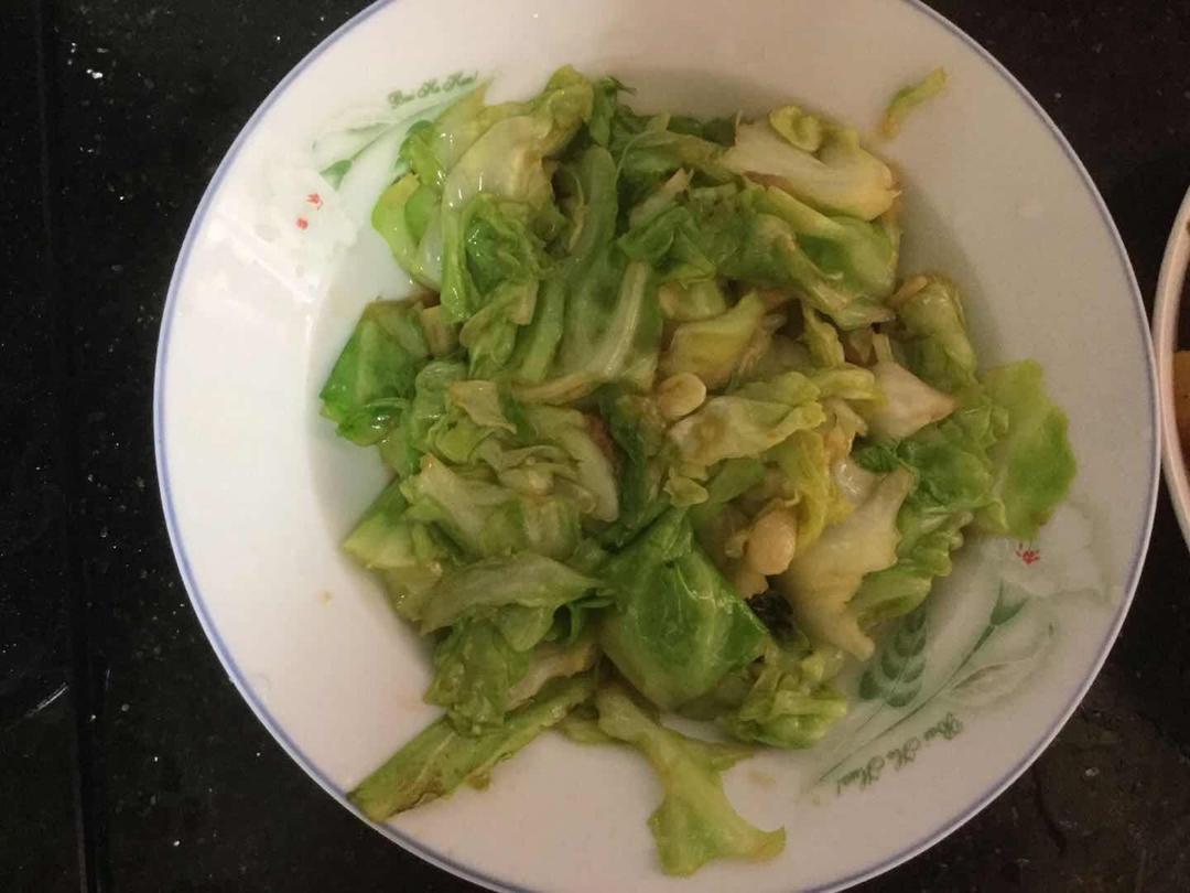 阿婆手撕包菜