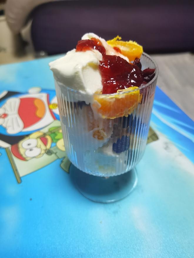 【高大上冰淇淋杯的做法步骤图,怎么做好吃】风舞铃_下厨房