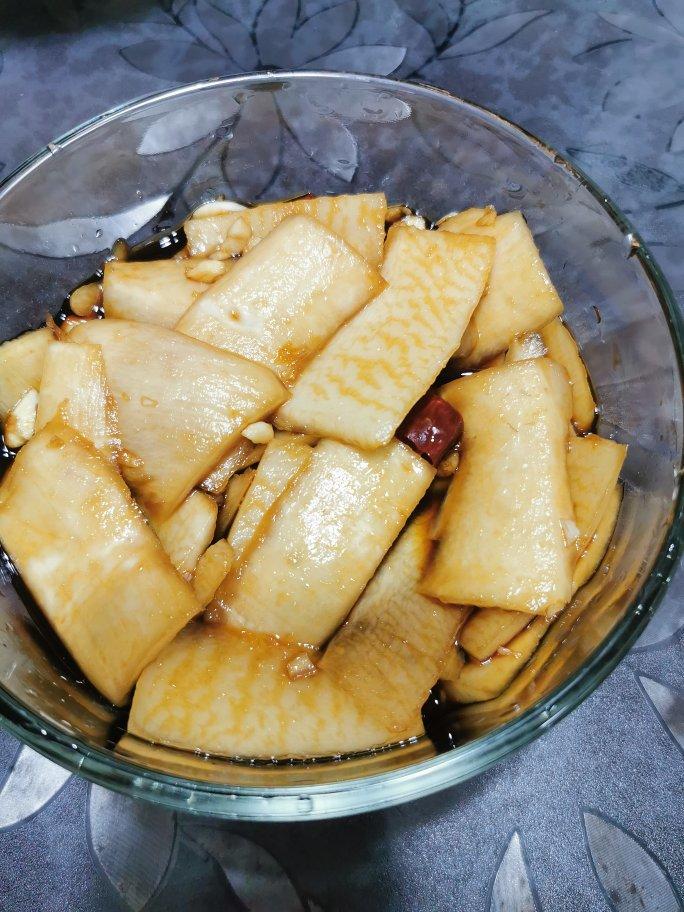 腌萝卜皮