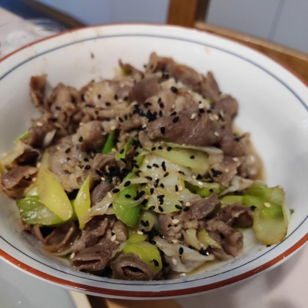 炒了20多年的葱爆羊肉