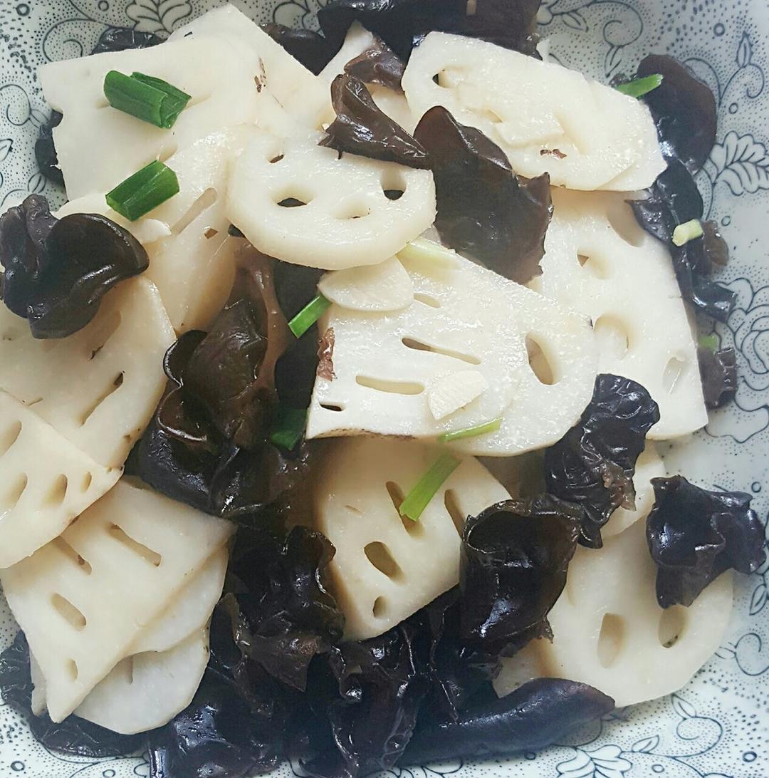 匆匆如烟做的莲藕炒木耳