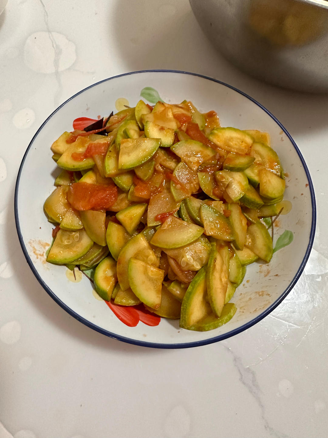 西红柿炒西葫芦