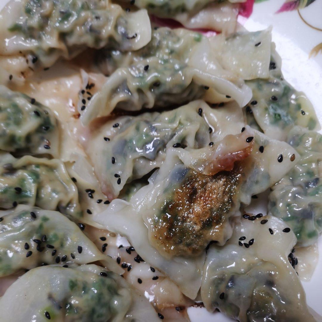 锅贴（馄饨皮版）
