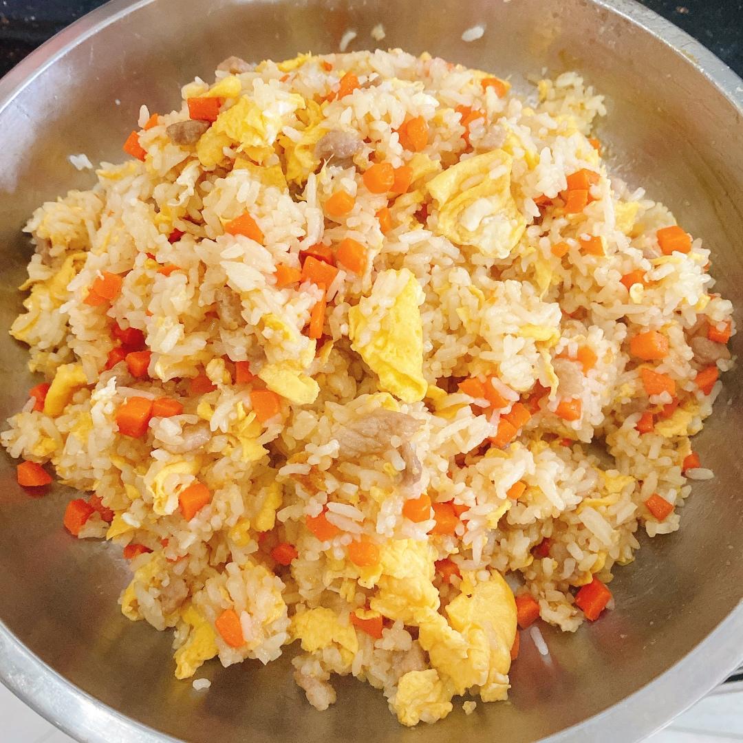 好吃到停不下来的酱油蛋炒饭