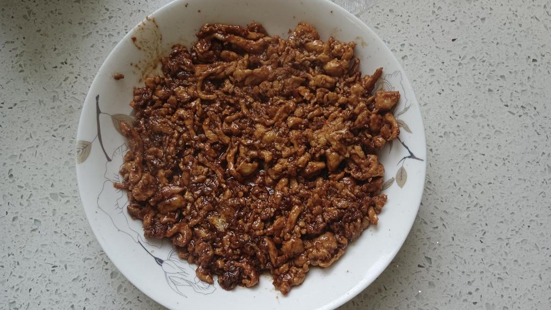 学做京酱肉丝，带饼的