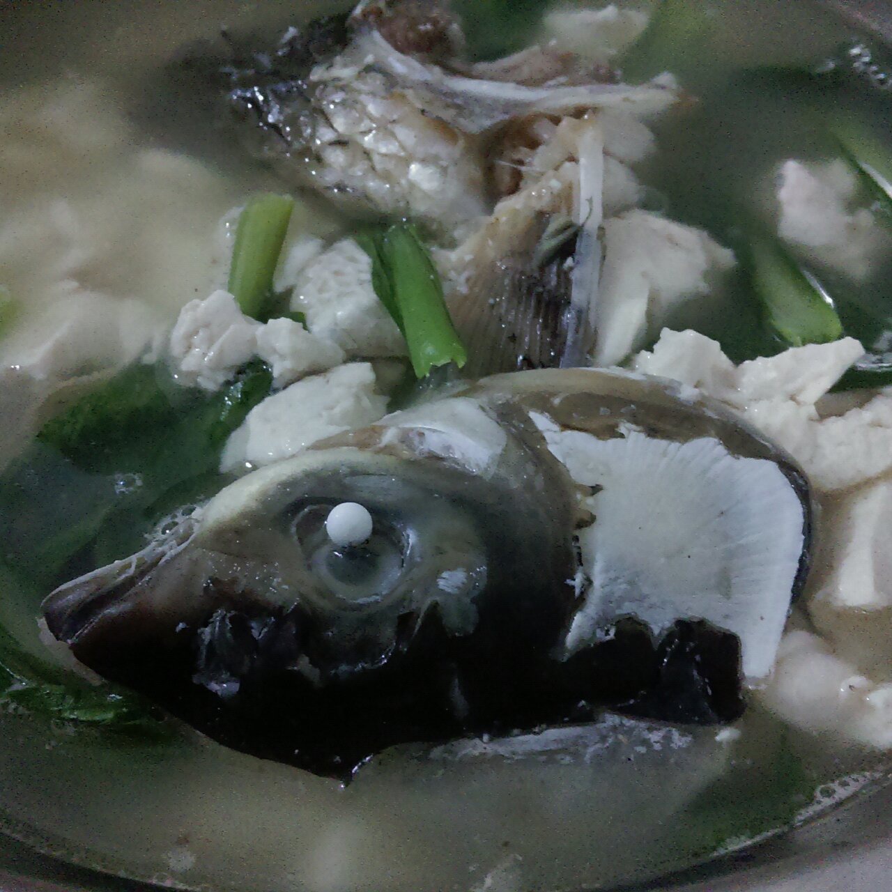 鱼头豆腐汤