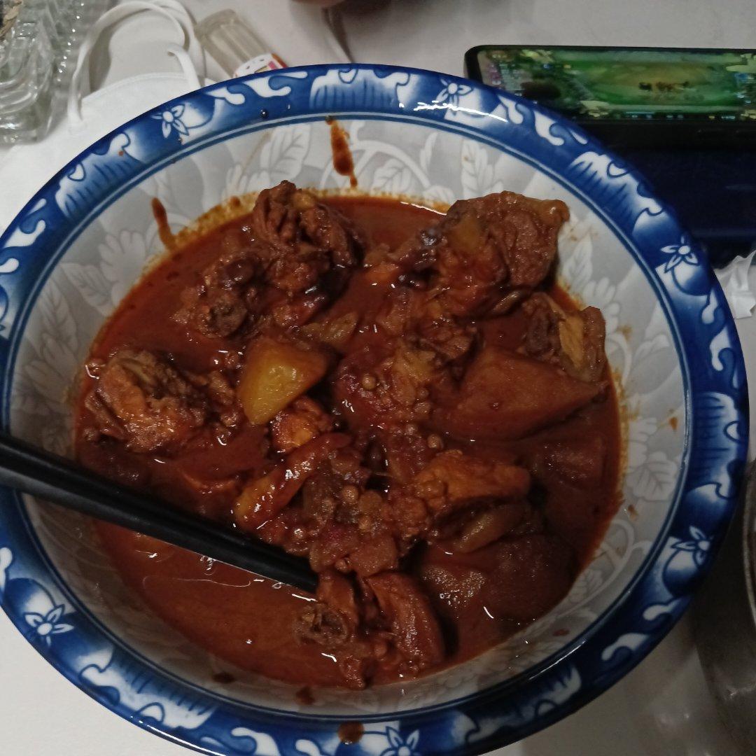 鸡腿炖土豆 上桌秒空盘 汤都喝干了！