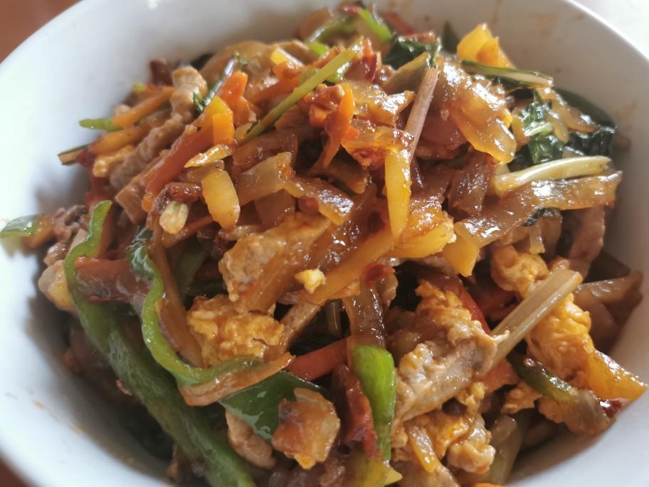 从小吃到大的炒苕粉！