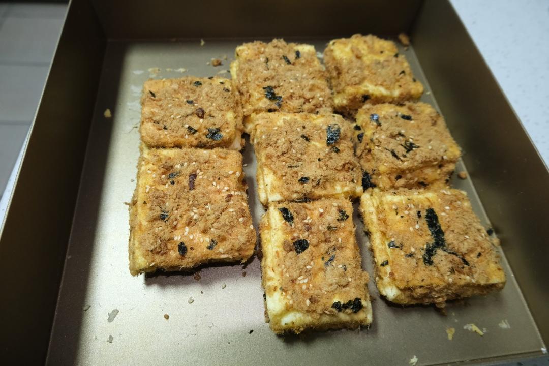 朋友都说比鲍师傅好吃的海苔肉松小贝