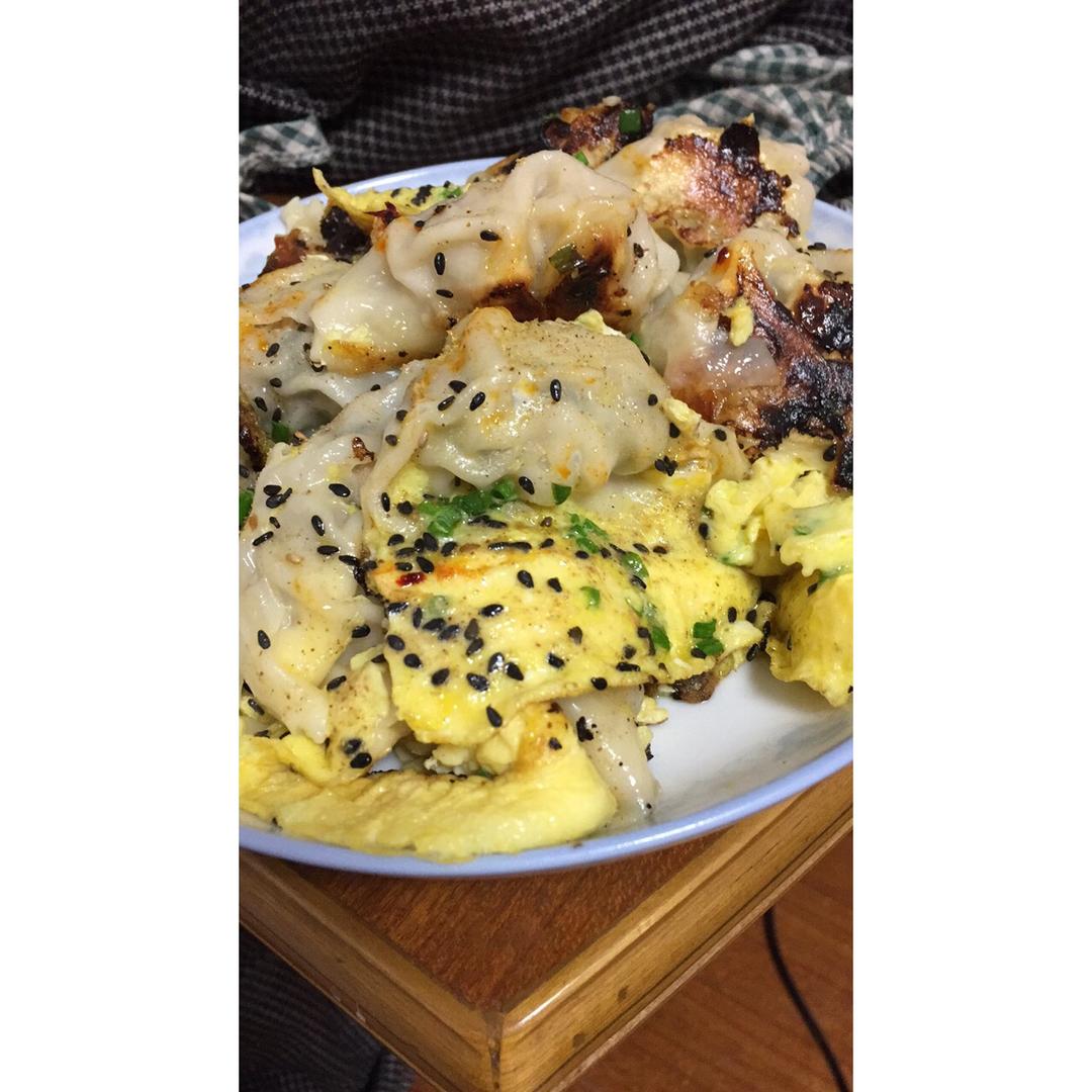 抱蛋煎馄饨