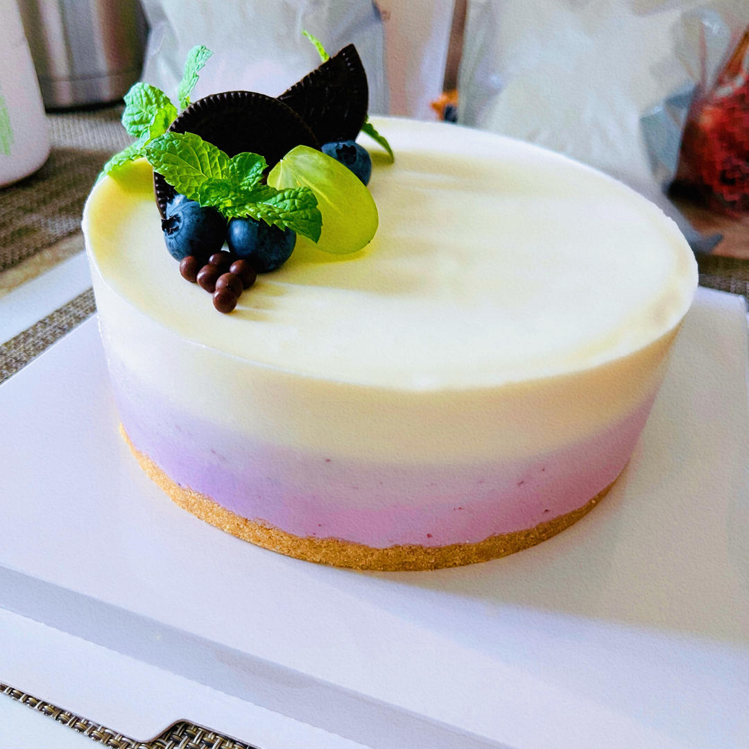 渐变蓝莓慕斯蛋糕🎂