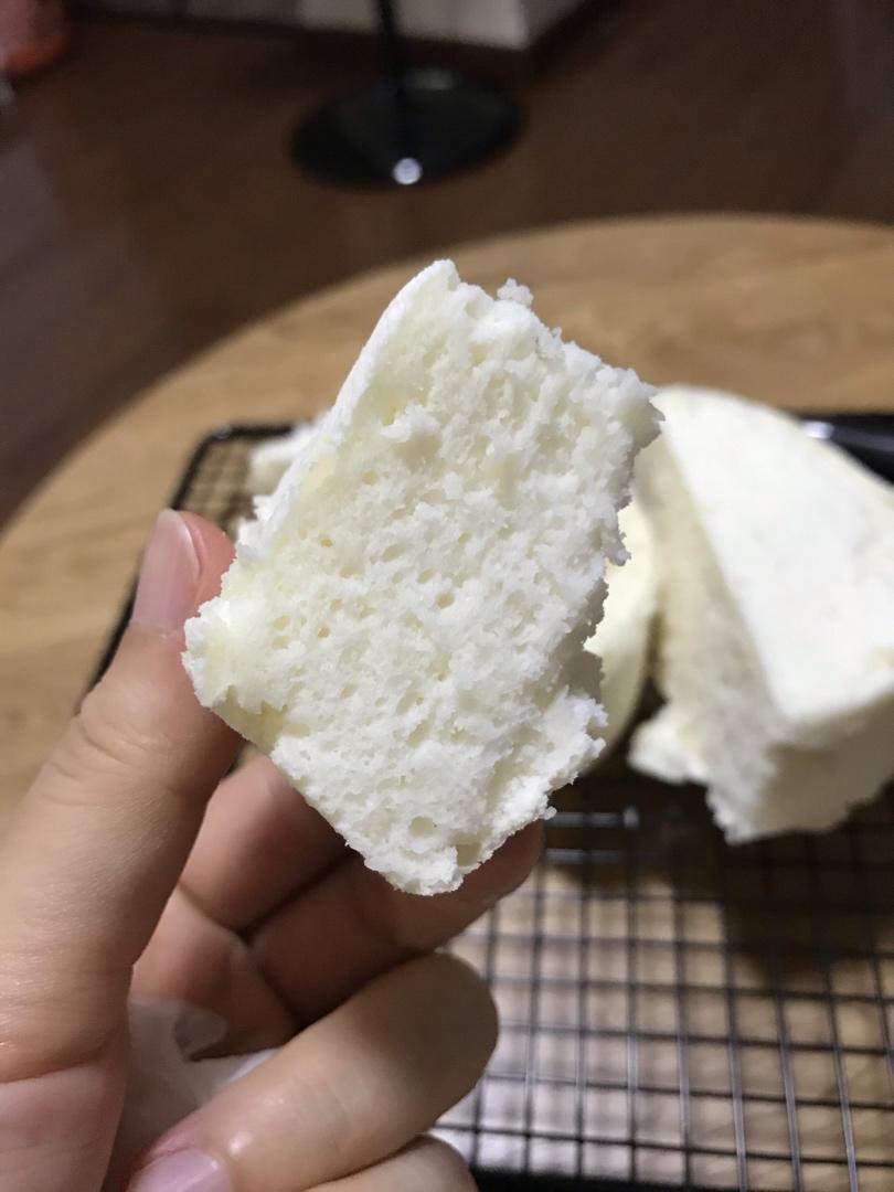 云朵般轻盈的天使蛋糕