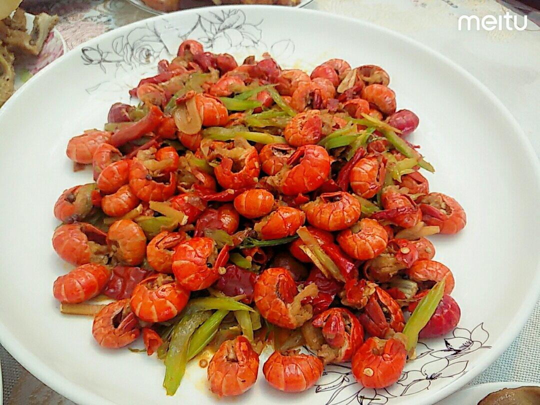 与你宋做的芹菜炒虾尾