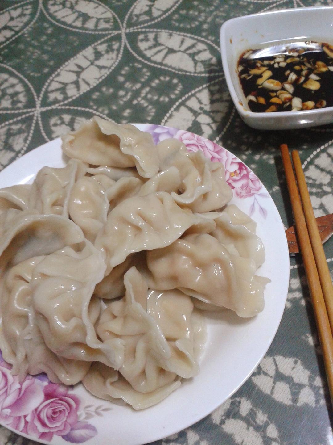 香菇肉饺子的做法