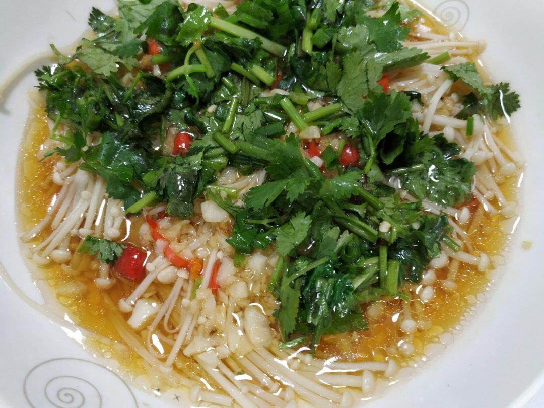 蒜蓉蒸金针菇