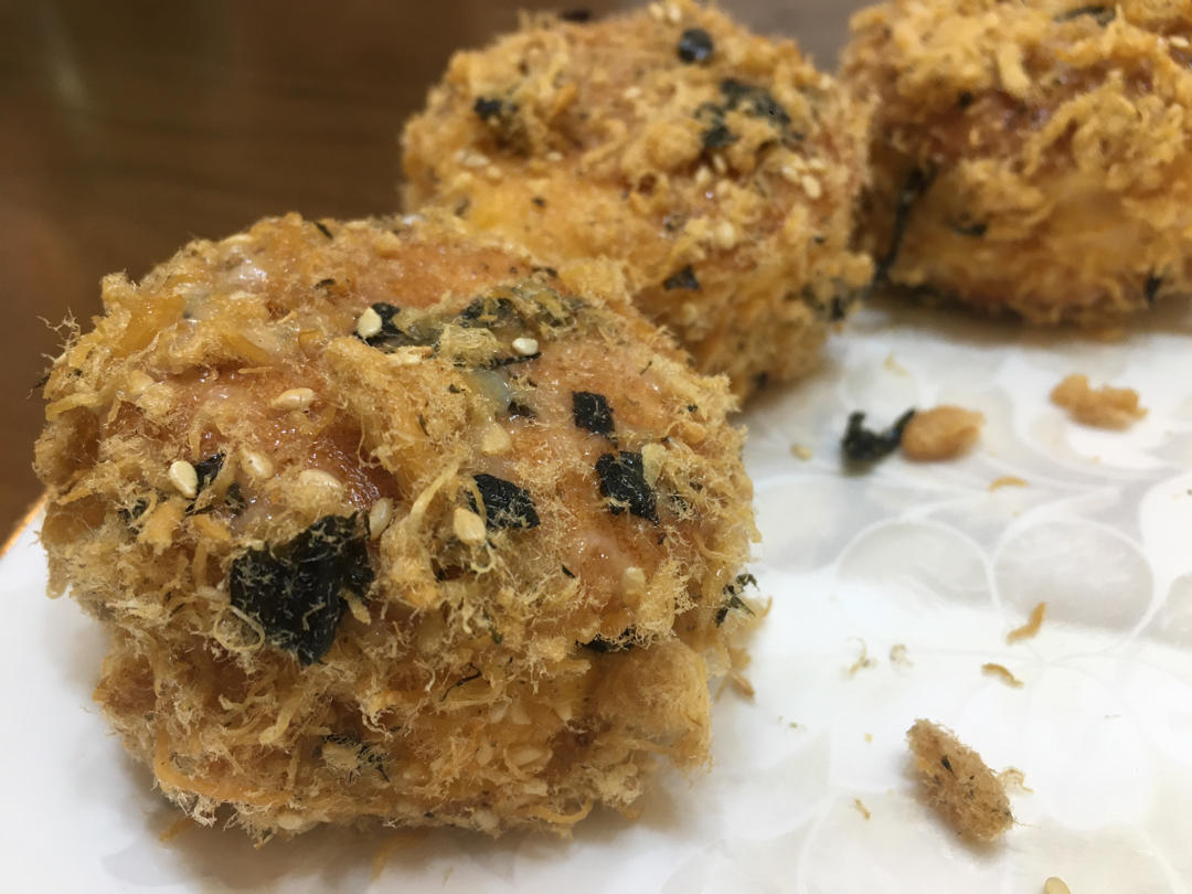 朋友都说比鲍师傅好吃的海苔肉松小贝