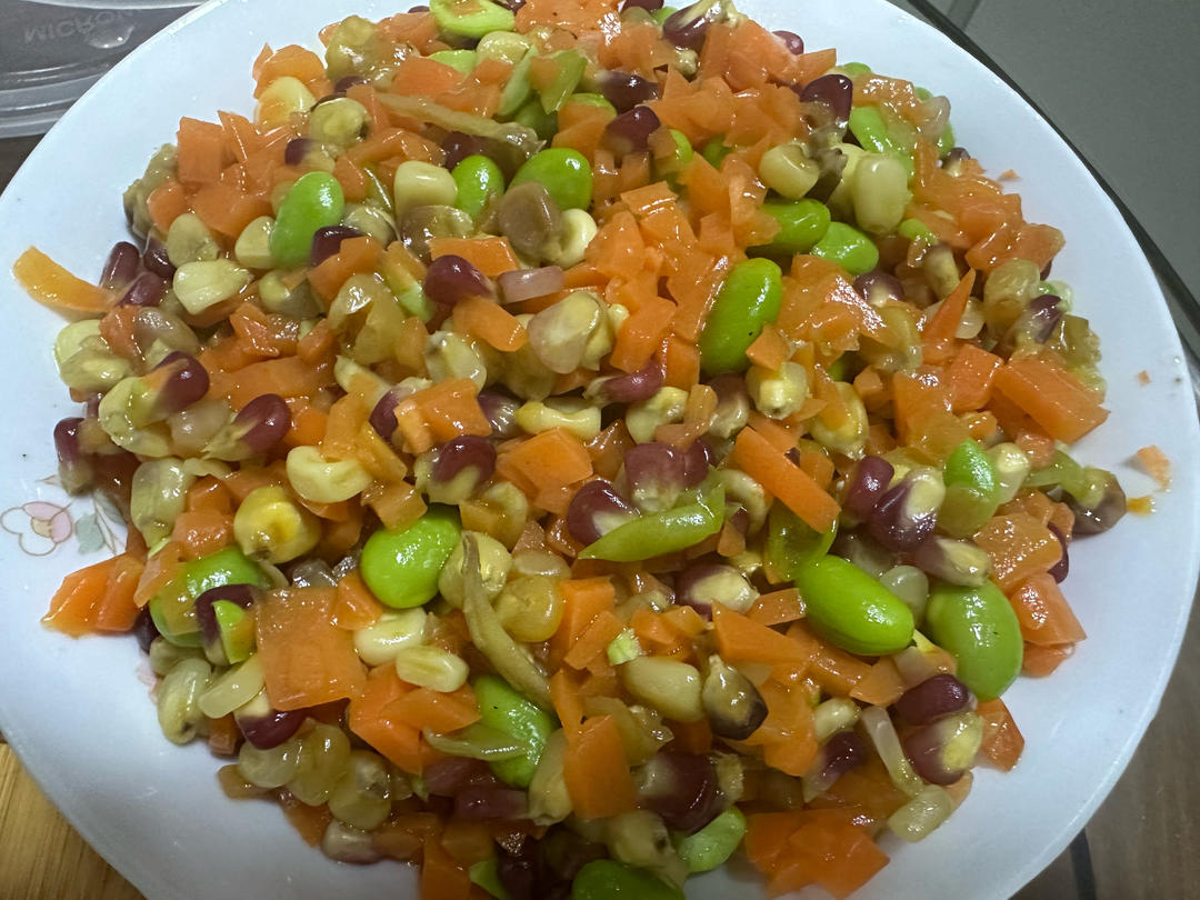 清炒青豆玉米胡萝卜粒
