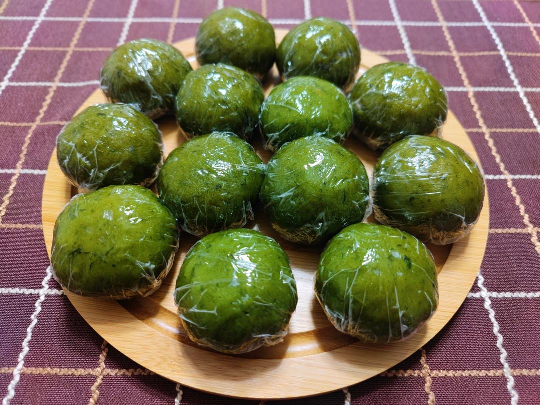 清明必吃的艾草青团