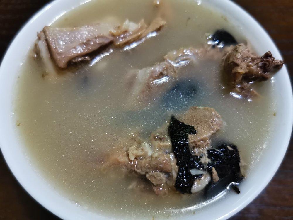 健脾除湿的马来西亚肉骨茶