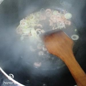 砂锅海米白菜豆腐汤的做法 步骤5