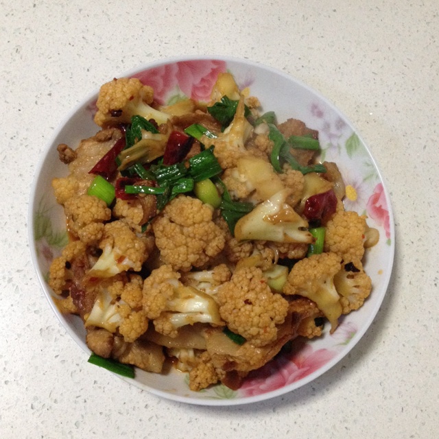五花肉爆炒花菜