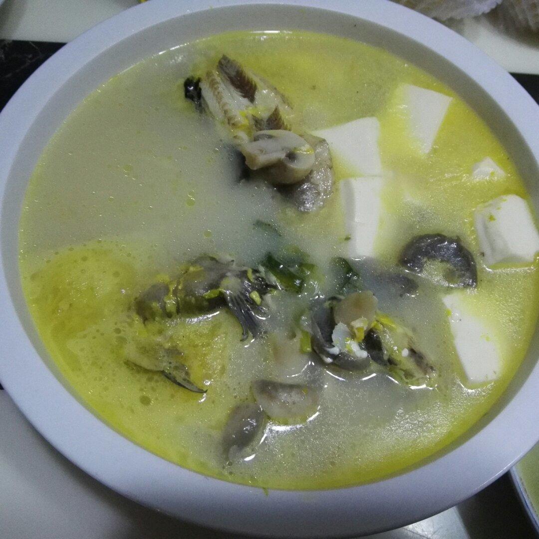 昂子鱼豆腐汤
