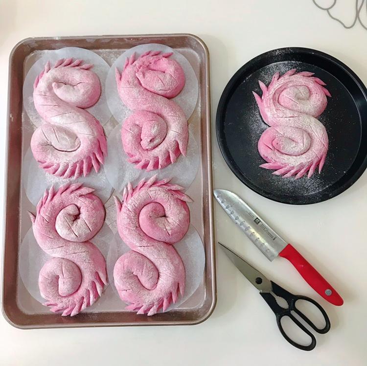 奈雪同款火龙果软欧包