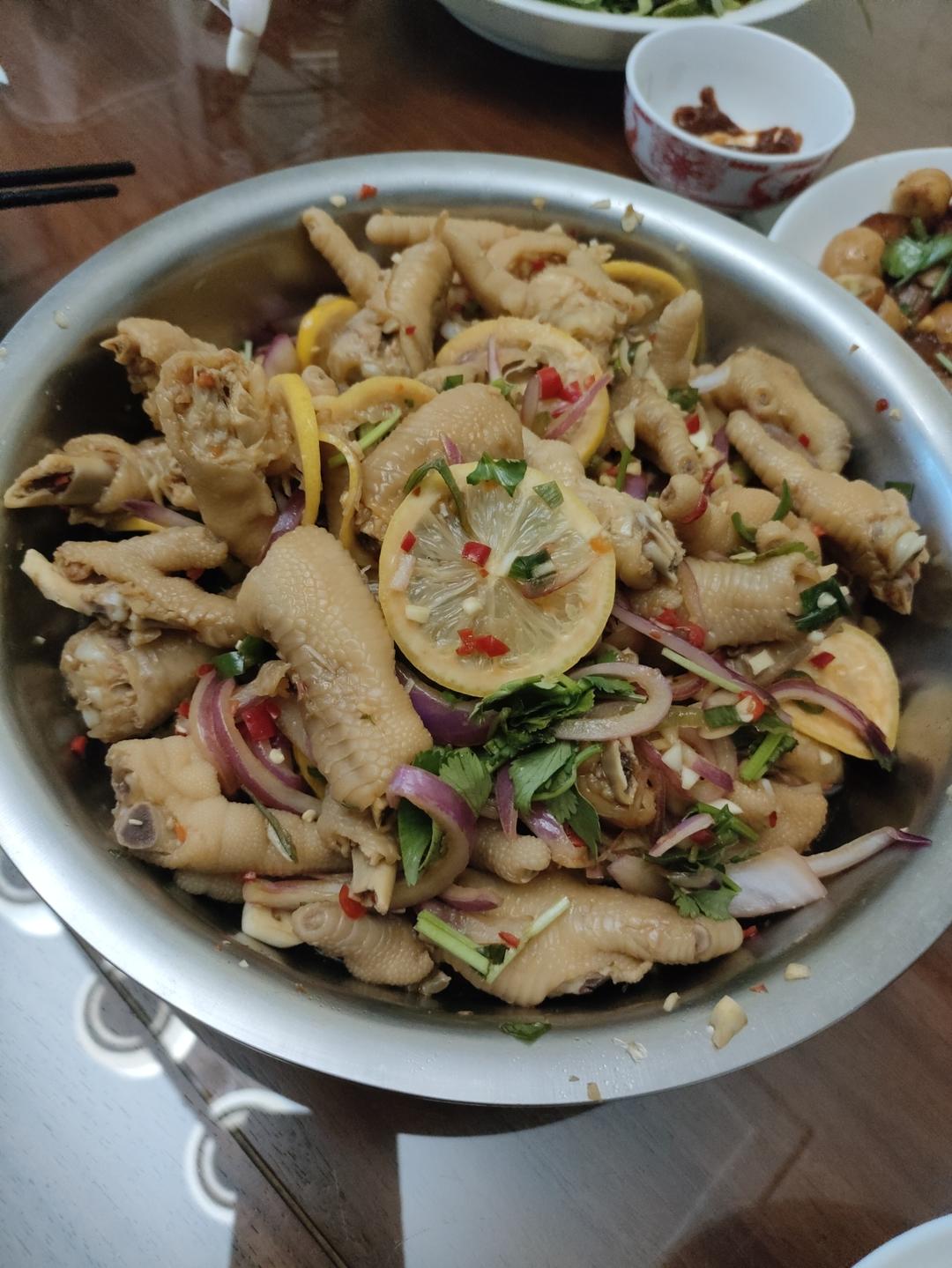 【柠檬酸辣鸡爪】自制超级无敌美味的网红鸡爪