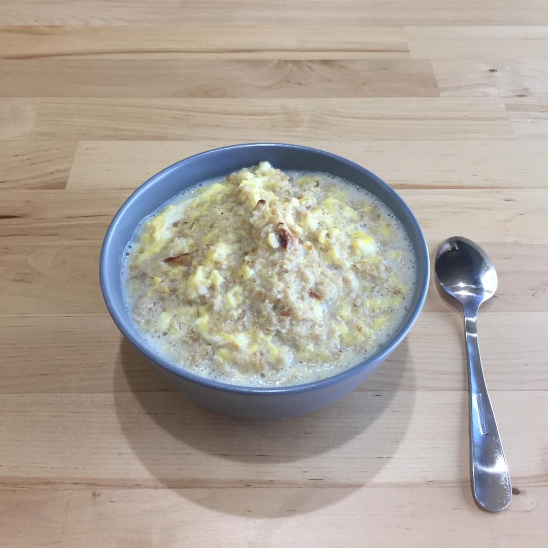 牛奶鸡蛋燕麦