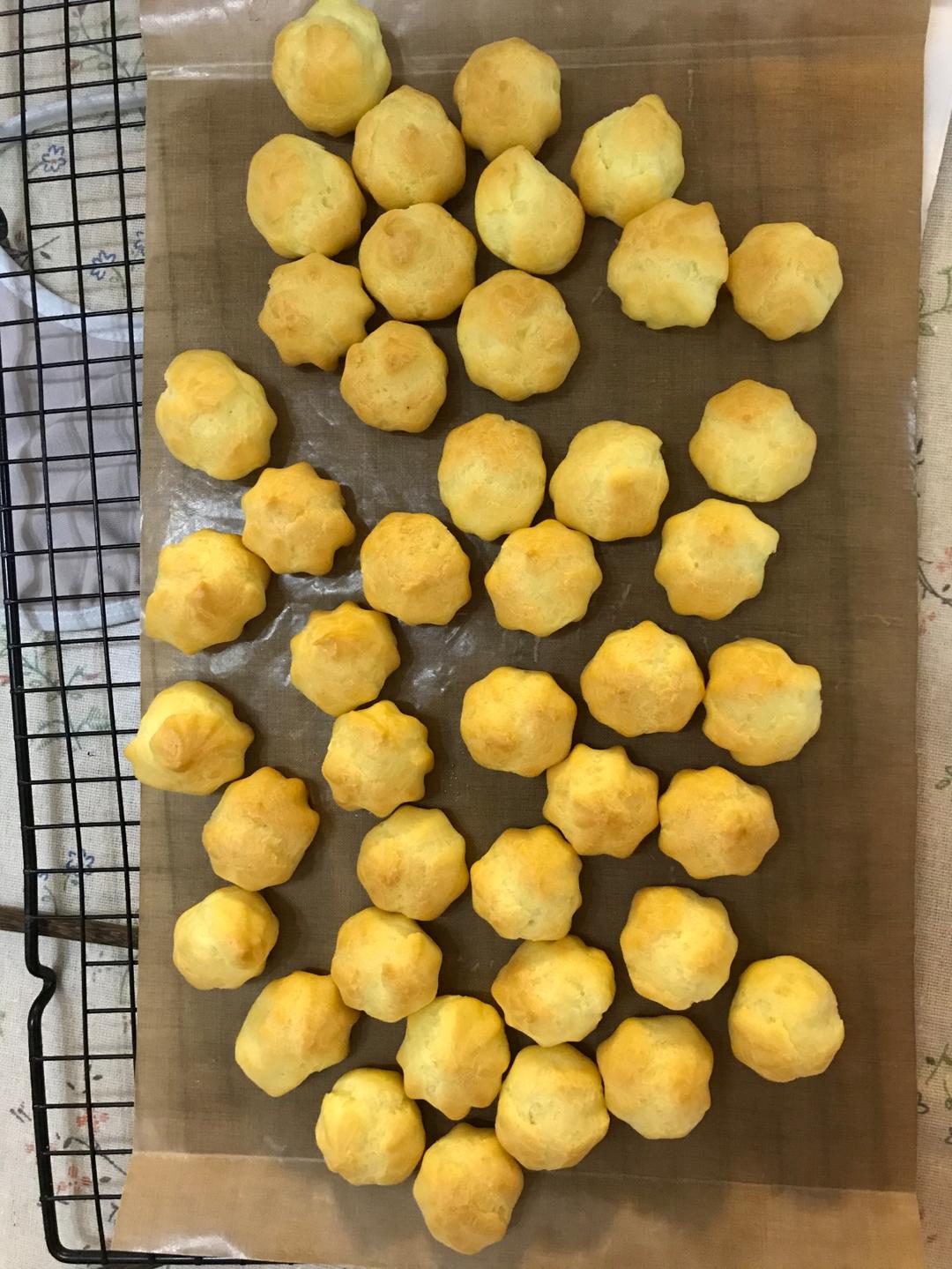 简单易成功的奶油小泡芙做法