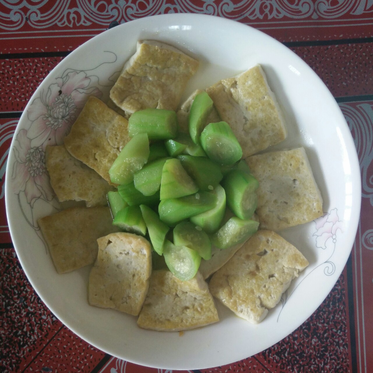 丝瓜炖豆腐（简单到不行）
