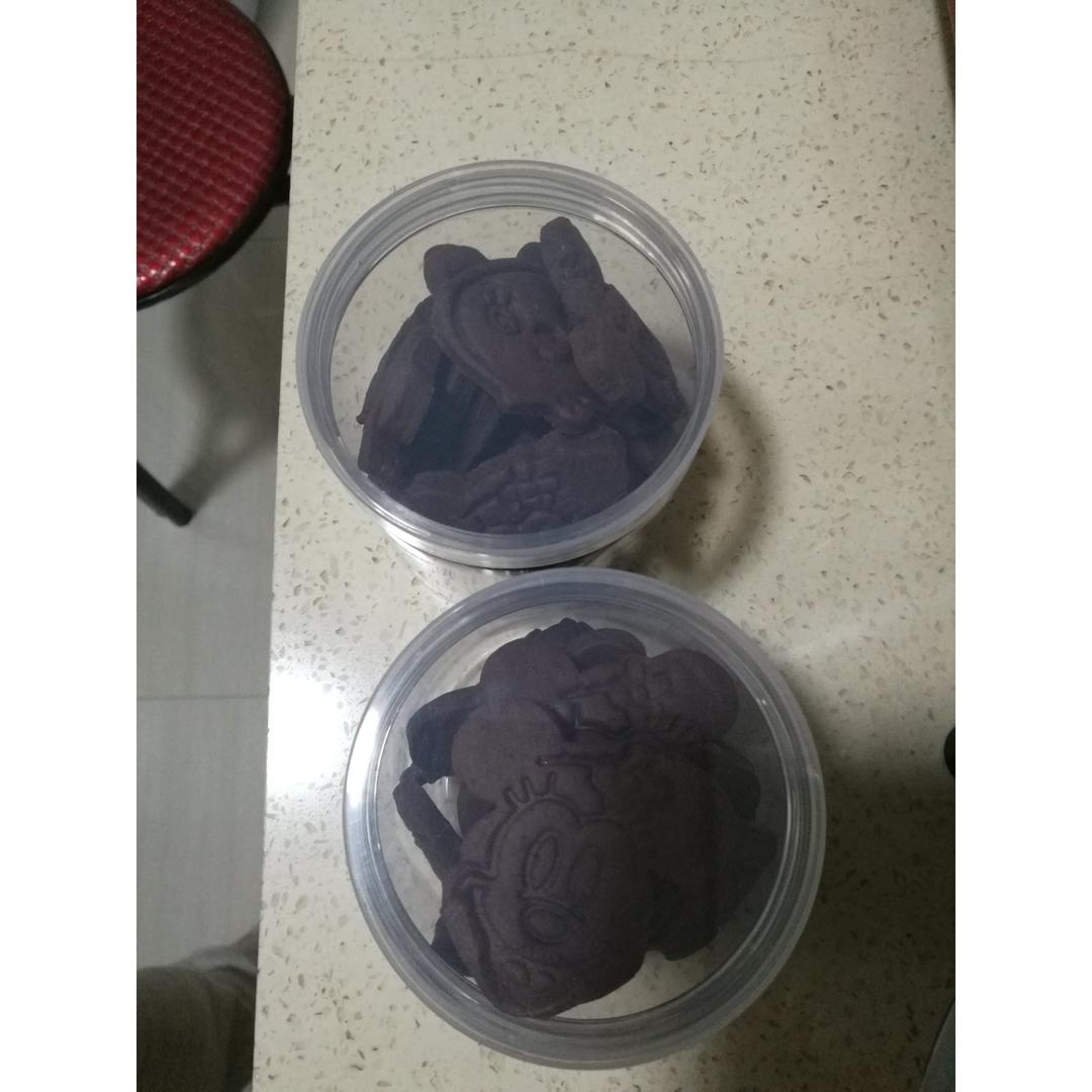 【超简单】 巧克力饼干 很脆很好吃