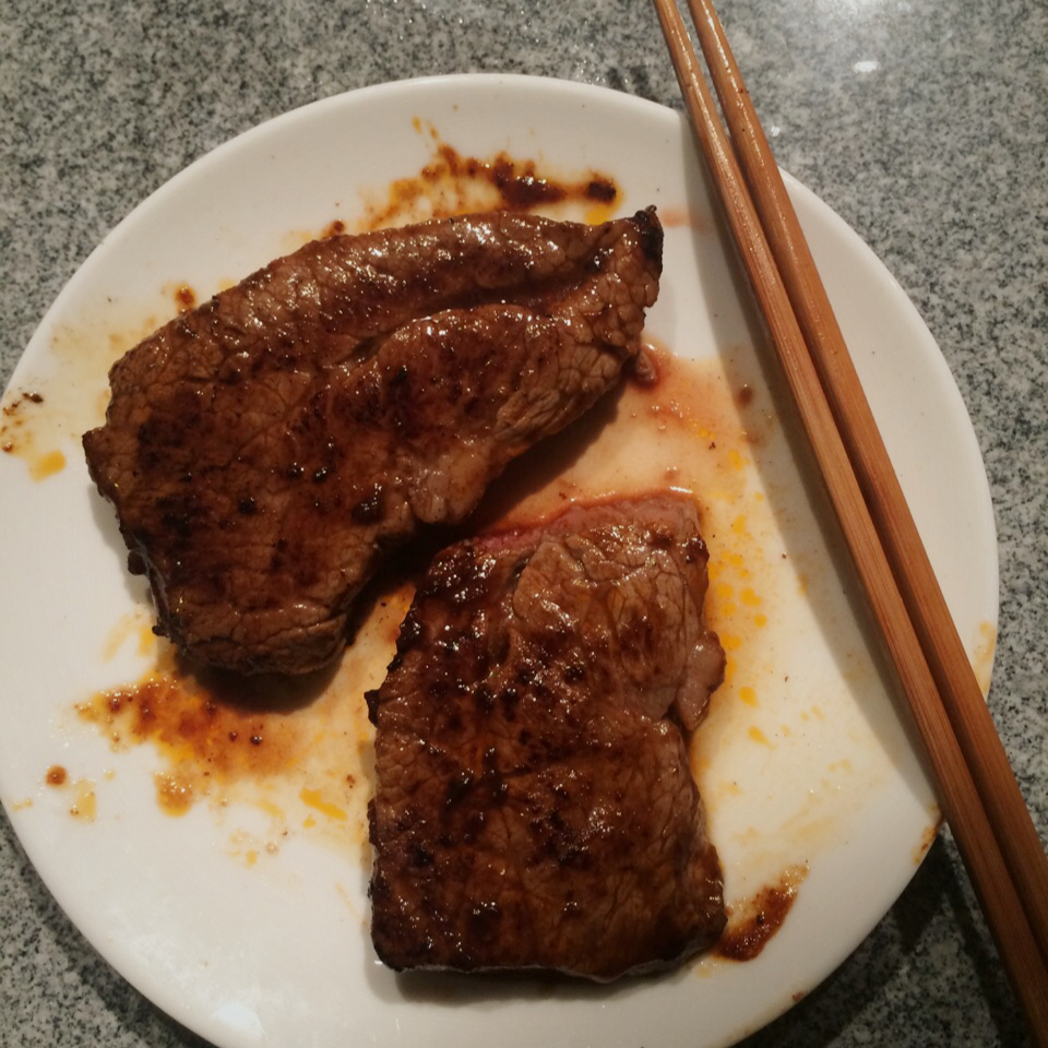 煎牛排